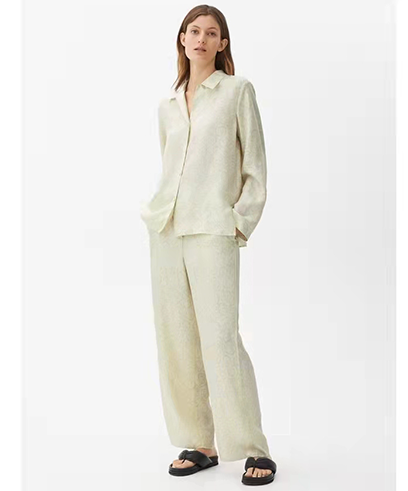 Tá Suzhou Wangu Silk Co., Ltd.